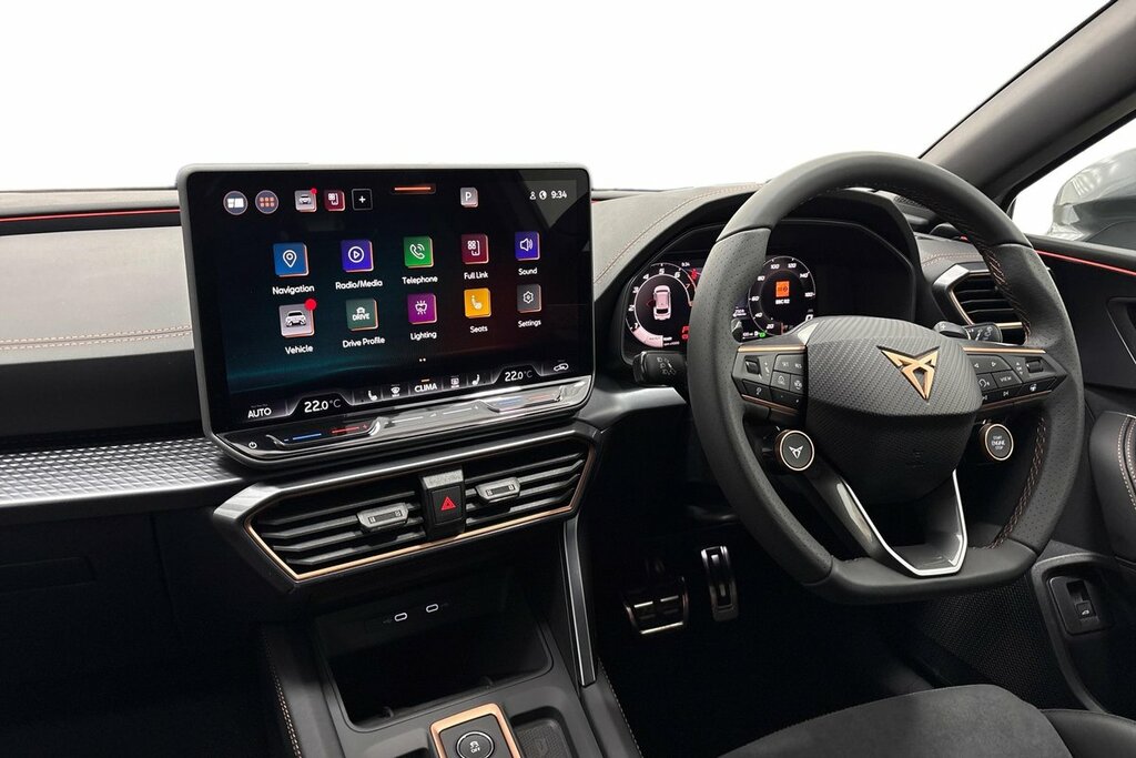 Cupra Leon V2 1.5 Etsi 150 7-Speed White #2