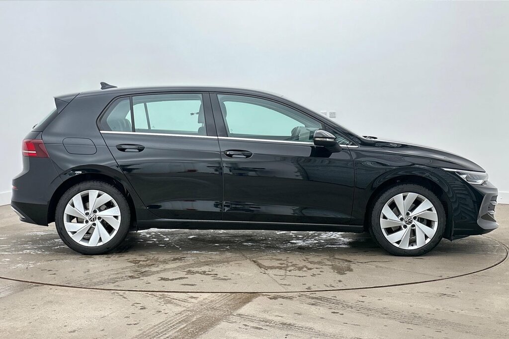 Volkswagen Golf Hatch Style 1.5 Etsi 150 Ps 7-Speed Dsg Black #4