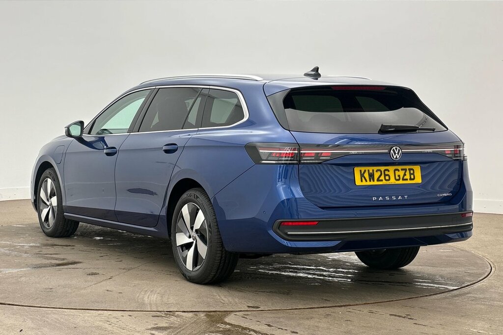 Volkswagen Passat Match 1.5 Tsi Ehybrid 204 Ps 6-Speed Dsg Blue #3