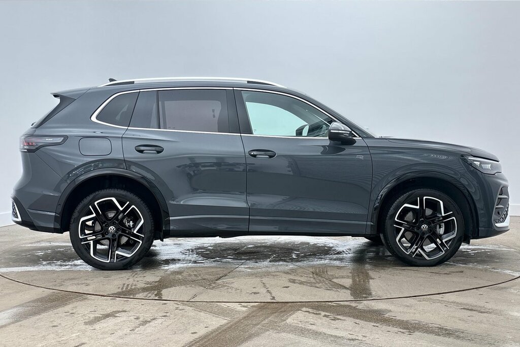 Volkswagen Tiguan R-line 1.5 Tsi Ehybrid 272 Ps 6-Speed Dsg Grey #4
