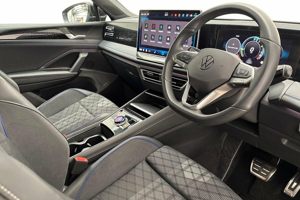 Volkswagen Tiguan R-line 1.5 Tsi Ehybrid 272 Ps 6-Speed Dsg Black #6