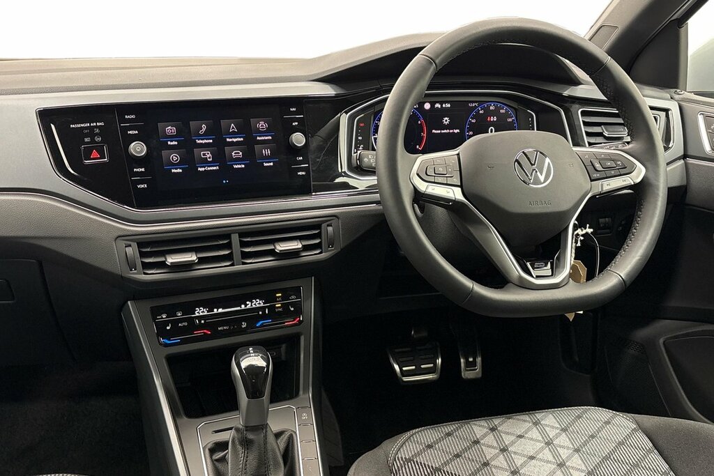 Volkswagen Polo R-line 1.0 Tsi 115 Ps 7-Speed Dsg Silver #2