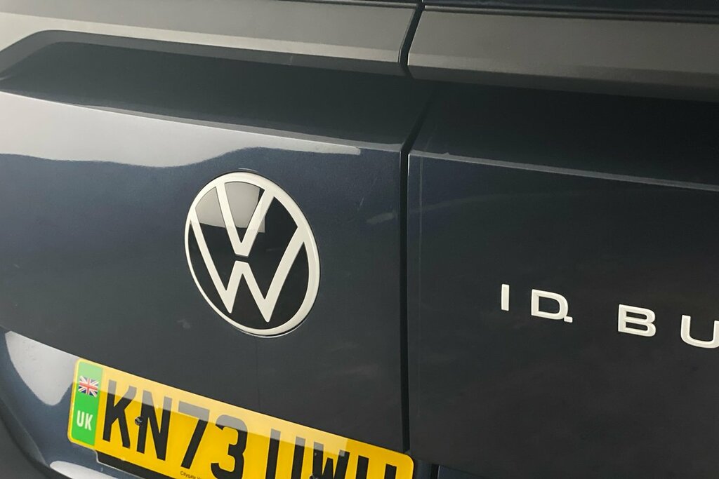 Volkswagen ID.Buzz Pro Commerce Plus White #21