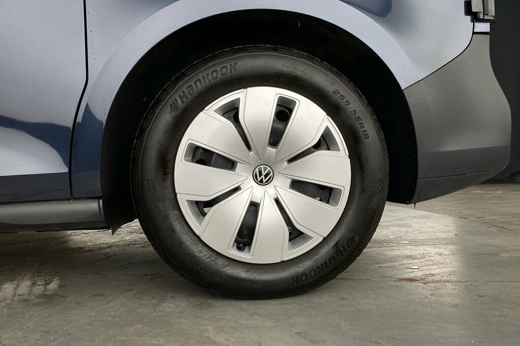 Volkswagen ID.Buzz Pro Commerce Plus White #7