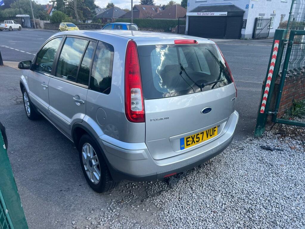 Ford Fusion 1.4 Zetec Climate Silver #5