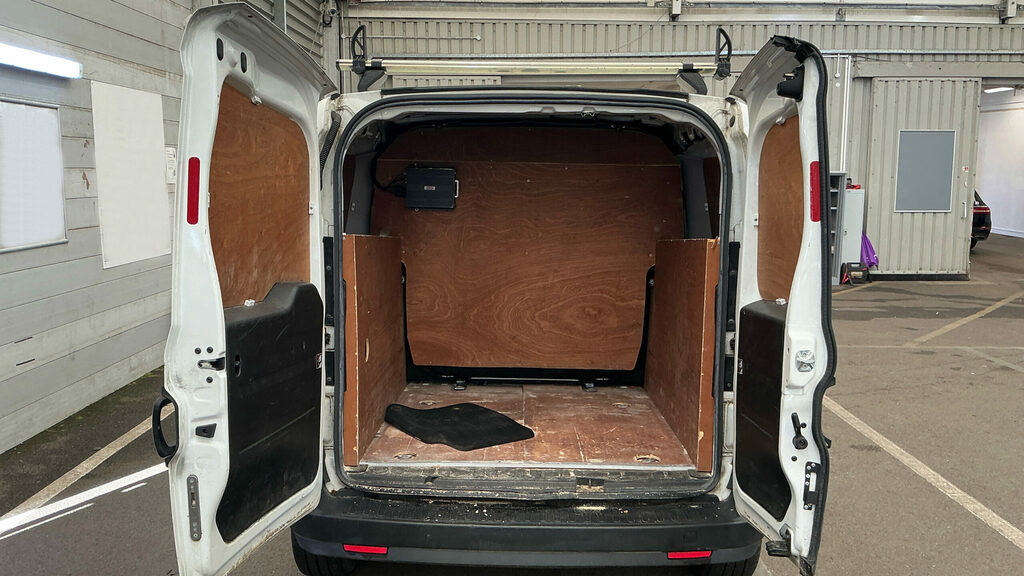 Fiat Doblo Cargo Panel White #8