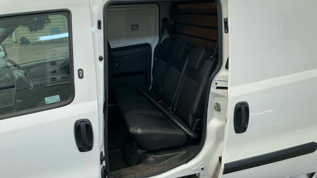 Fiat Doblo Cargo Panel White #7