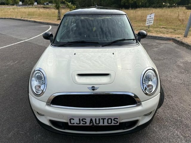 Mini Hatch 2012 1.6 Cooper S Hatchback Euro FV62EOD White #2
