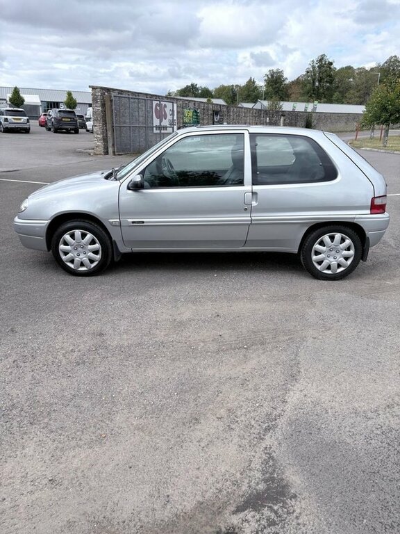 Citroen Saxo 2002 1.1I Desire Hatchback 145 Silver #3