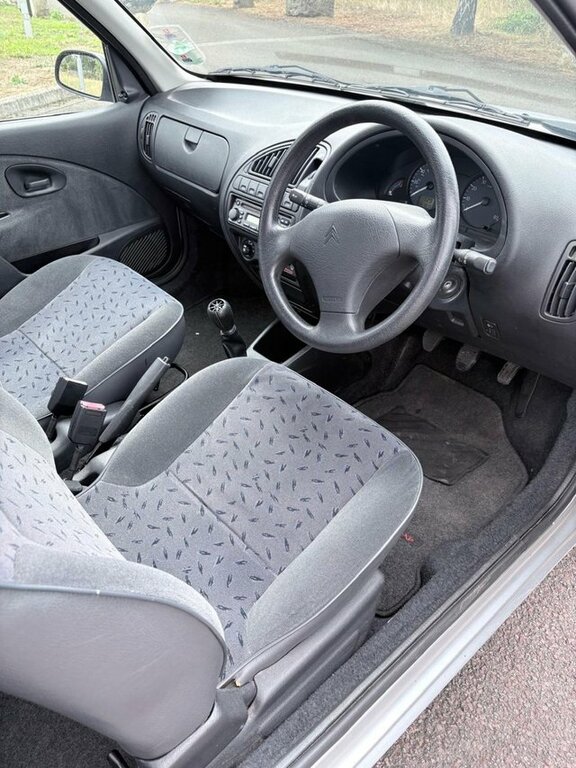 Citroen Saxo Desire Silver #11