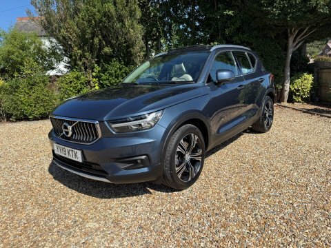 Volvo XC40 2019 19 2.0 YV19KTK Blue