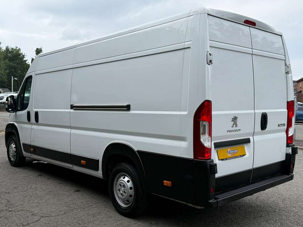 Peugeot Boxer 435 Professional Premium Plus L4h2 Bluehdi White #2
