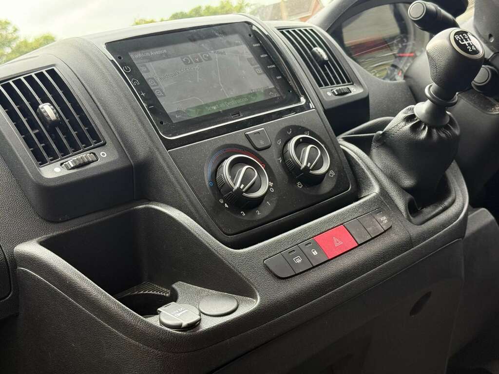 Peugeot Boxer 435 Professional Premium Plus L4h2 Bluehdi White #6