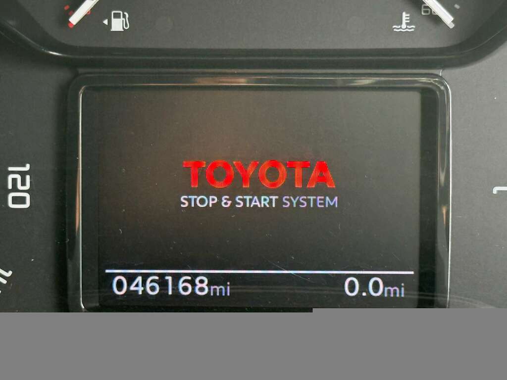 Toyota Proace City Icon Black #3