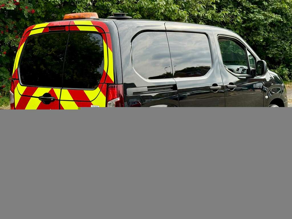 Toyota Proace City Icon Black