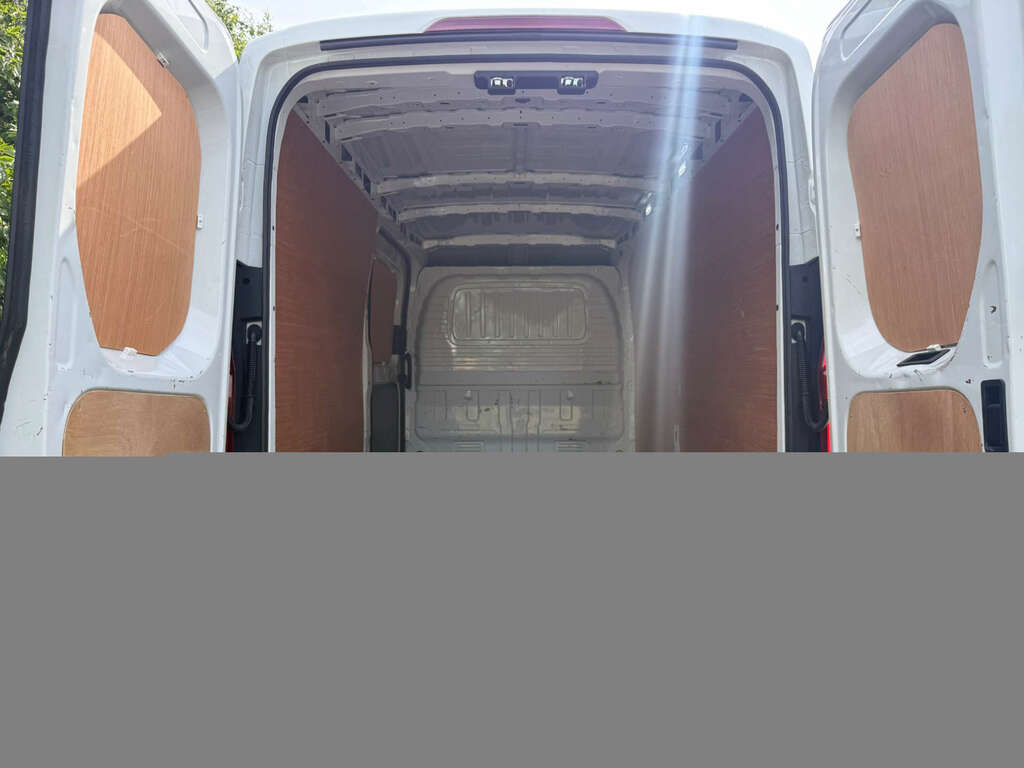 Maxus Deliver 9 2.0 160Ps Lwb Choice White