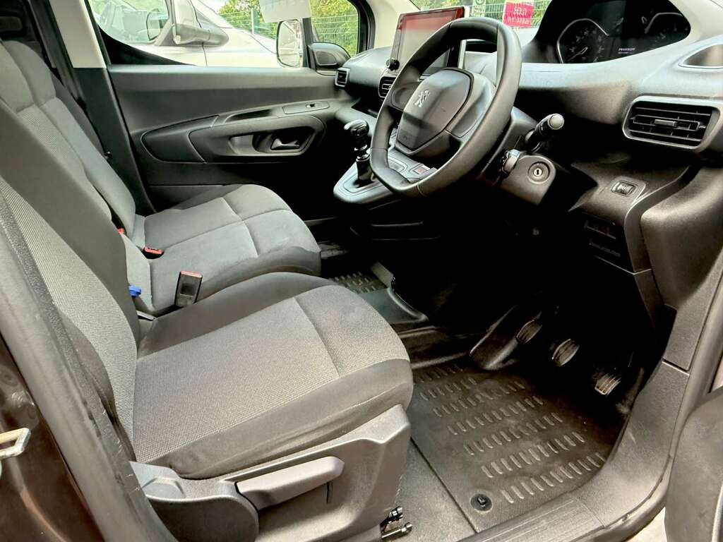 Peugeot Partner Professional Premium 1.5 Bhdi Grey #5