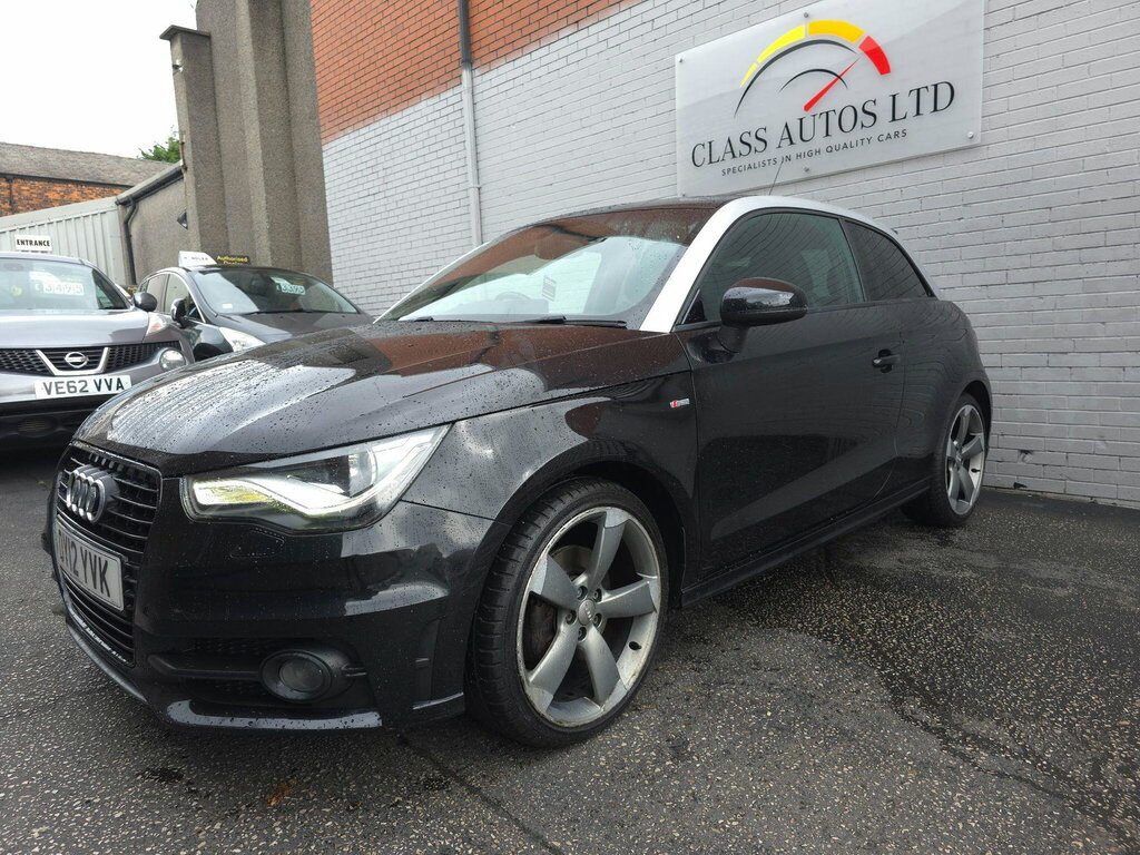 Audi A1 2.0 Tdi Black Edition Euro 5 Ss Black #4