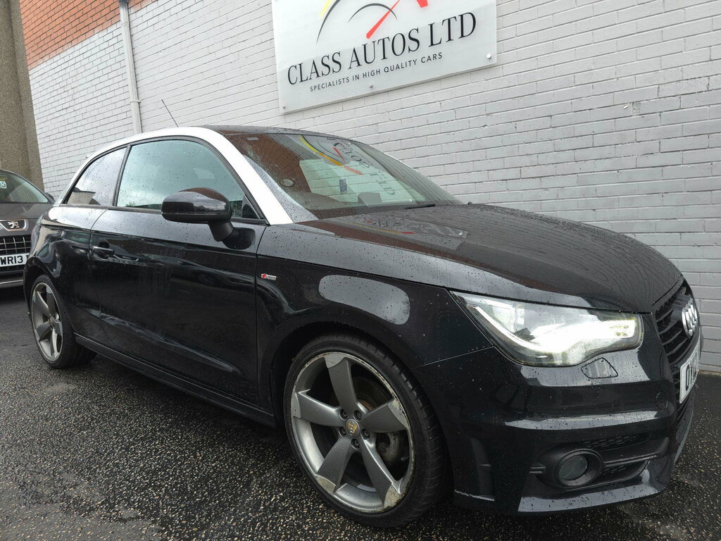 Audi A1 2.0 Tdi Black Edition Euro 5 Ss Black #2