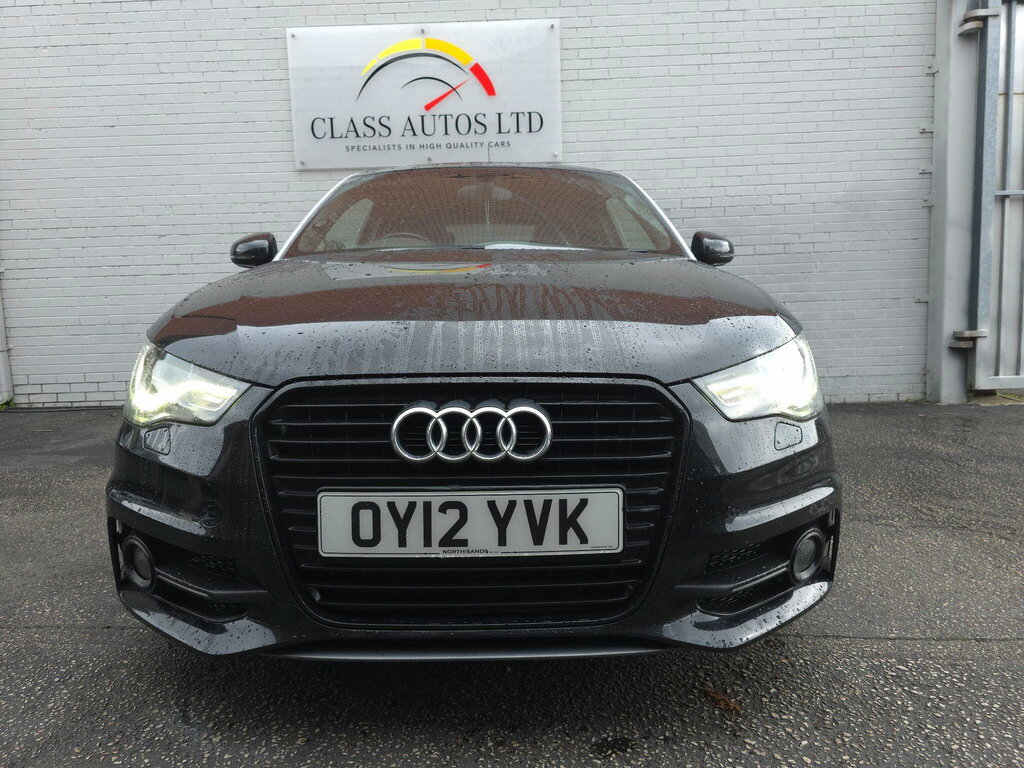 Audi A1 2.0 Tdi Black Edition Euro 5 Ss Black #3