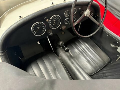AC  Mkii 347 V8 White #2
