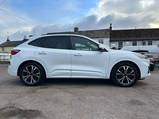Ford Kuga 1.5 Tdci St-line X Ecoblue With Service Histor White #3