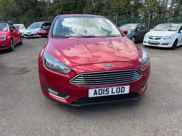 Ford Focus 1.6 Titanium Powershift Euro 6 125 Ps AO15LOD Red #2
