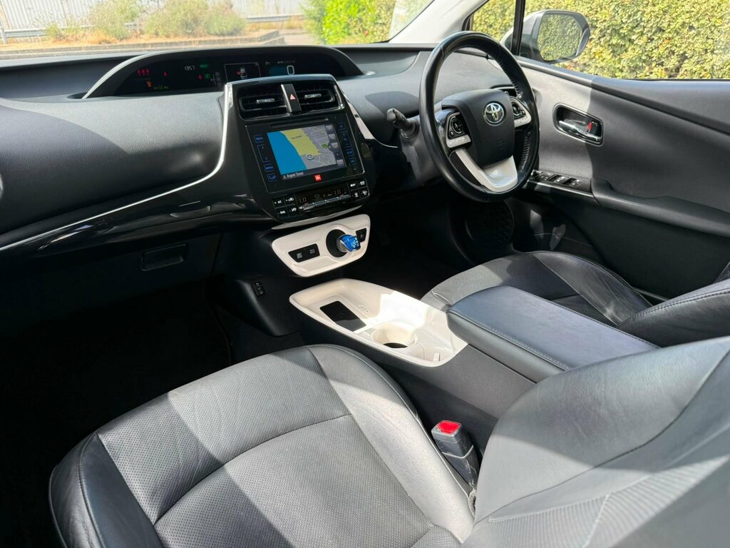 Toyota Prius Active Grey #11