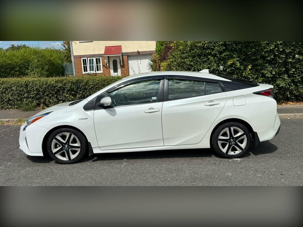 Toyota Prius Active Grey #12