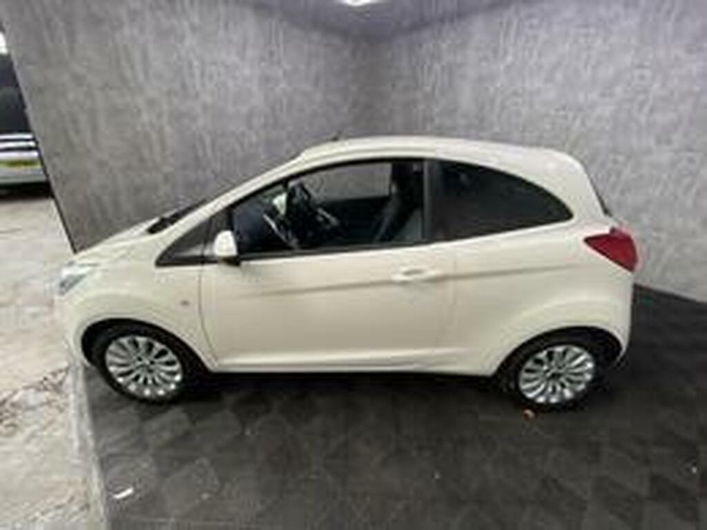 Ford KA Studio Red #10