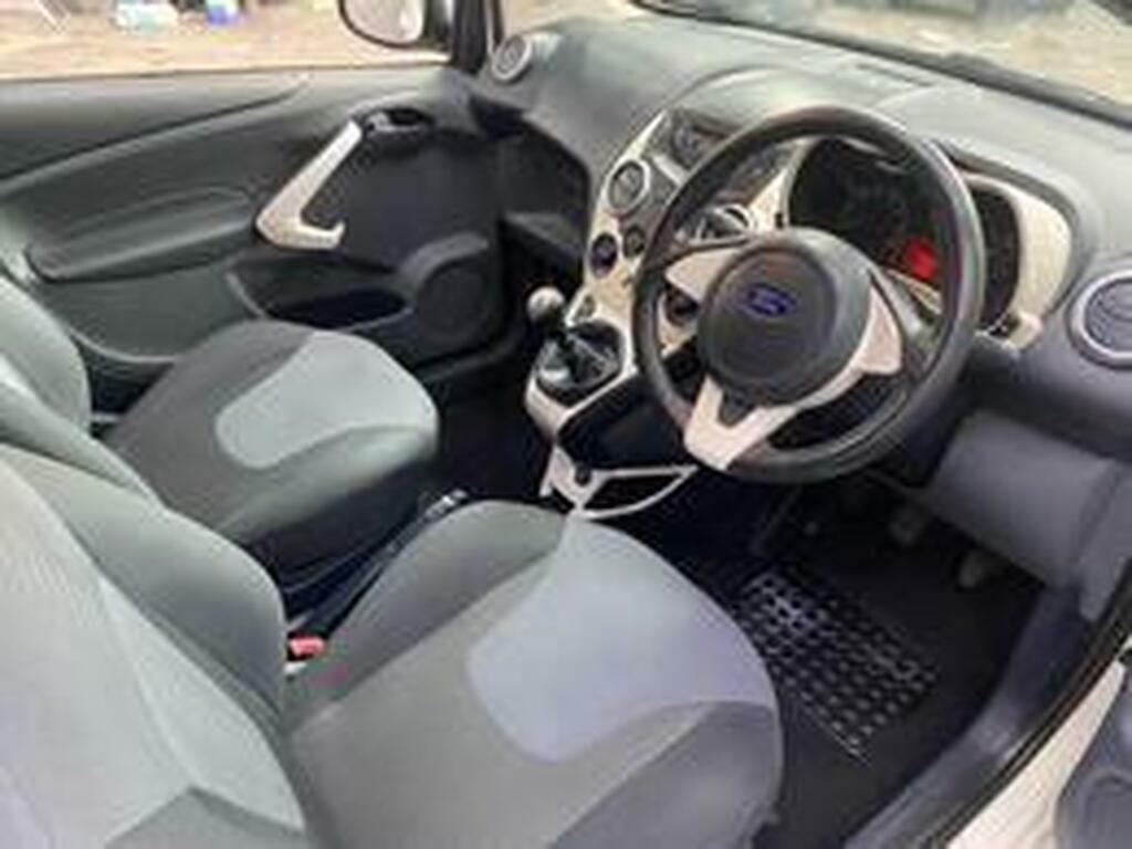 Ford KA Studio Red #20