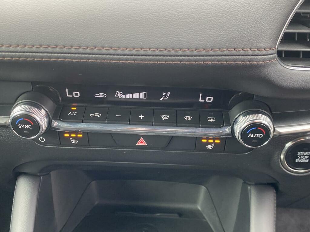 Mazda 3 2.5 E-skyactiv-g Mhev Exclusive-line Hatchback Black