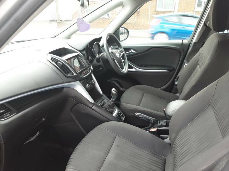 Vauxhall Zafira 1.4T Exclusiv - 2015 15 Silver #5