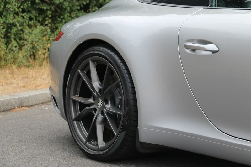 Porsche 911 2.2 S Silver #15