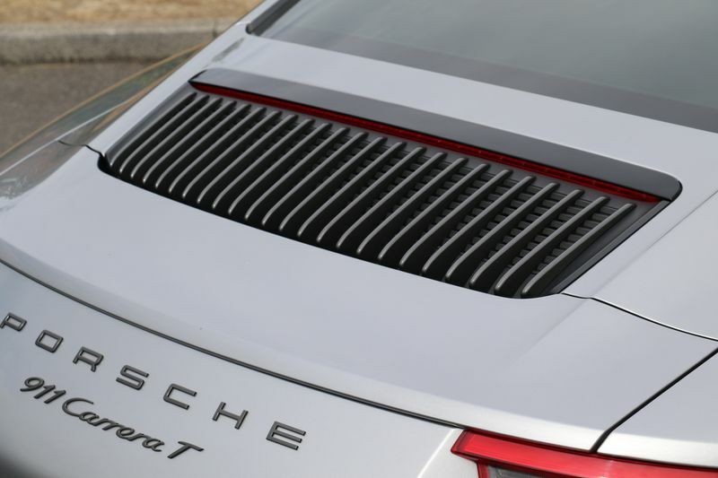 Porsche 911 2.2 S Silver #10