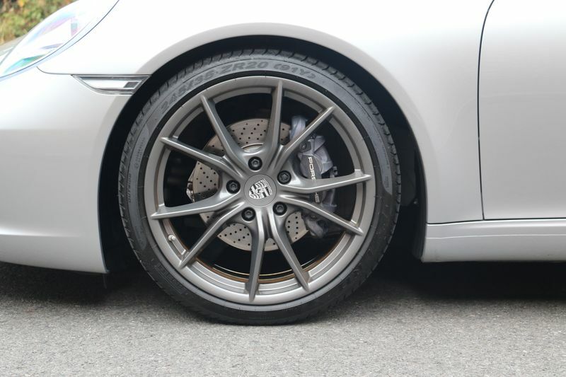 Porsche 911 2.2 S Silver #18