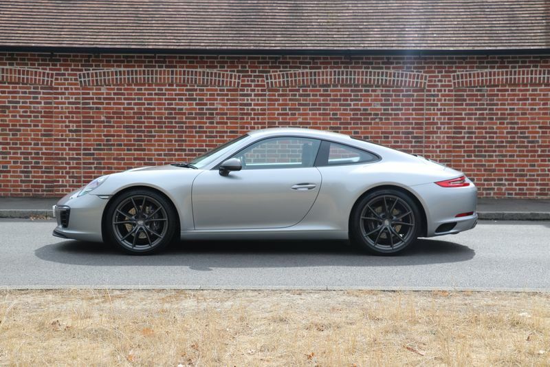 Porsche 911 2.2 S Silver #7