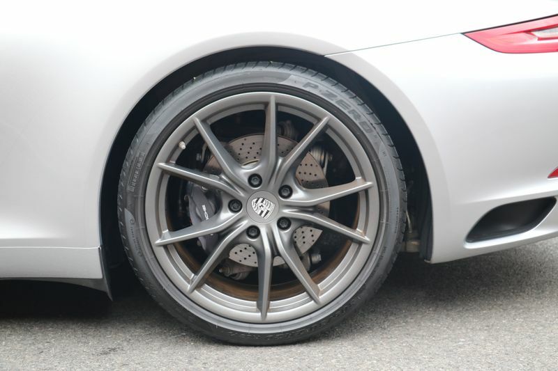 Porsche 911 2.2 S Silver #19