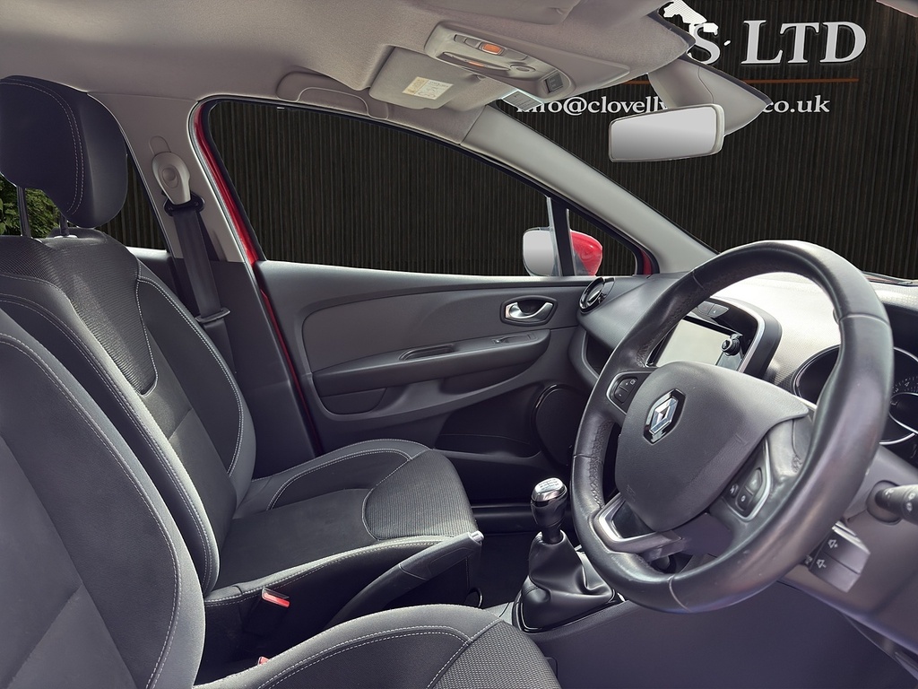 Renault Clio 1.2 16V Dynamique Nav Hatchback HY17MZF Red #5