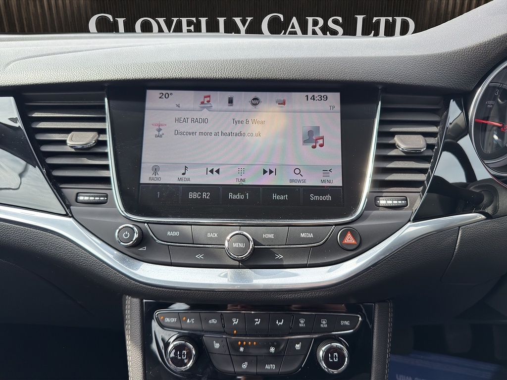 Vauxhall Astra 1.6 Cdti Blueinjection Elite Nav Hatchback Die DG67ACJ Red #3