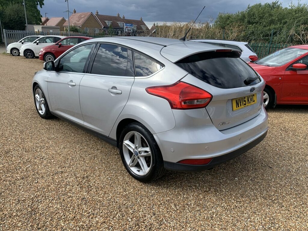 Ford Focus Petrol NV15KHC Silver #5