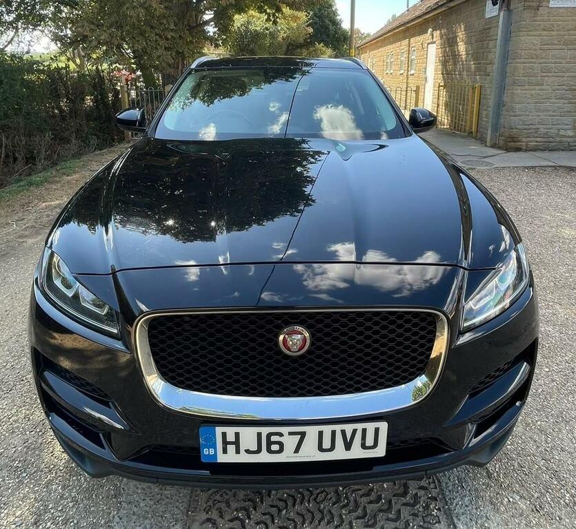 Jaguar F-Pace Suv 2.0 D180 Prestige Euro 6 Ss 2017 HJ67UVU Black #2