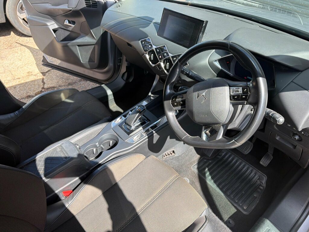 DS DS 3 Crossback E-tense 50Kwh Bastille Crossback Grey #4