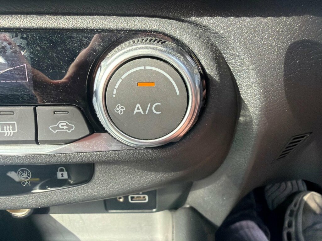Nissan Juke 1.6 N-connecta Euro 6 Grey #4
