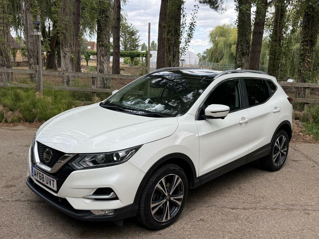 Nissan Qashqai N-connecta White
