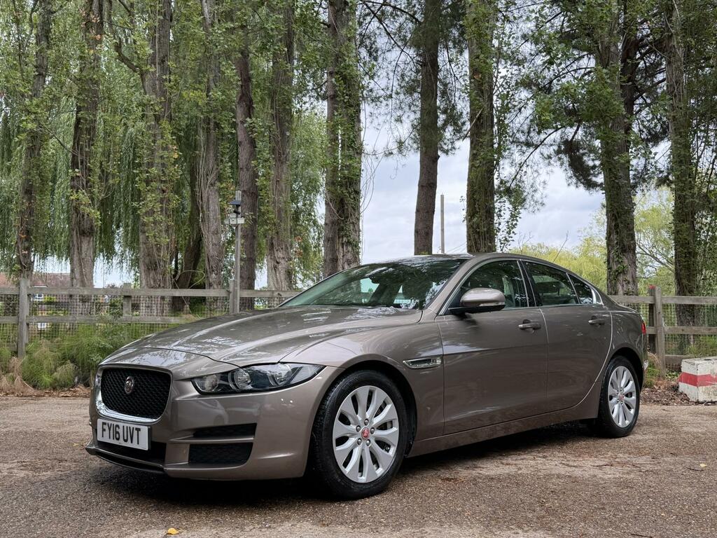 Jaguar XE Prestige Brown #4