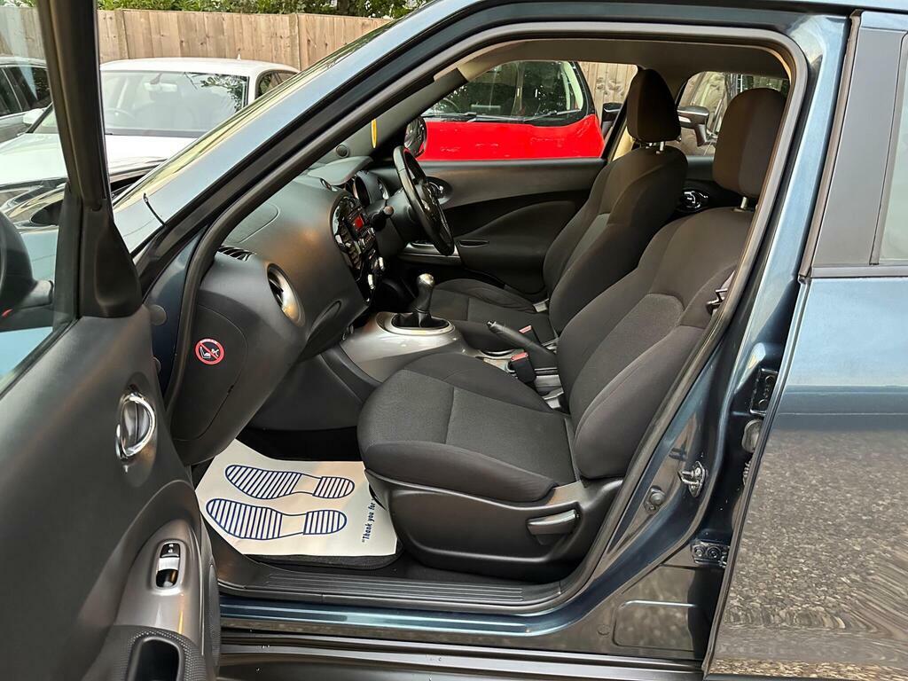 Nissan Juke  White #15