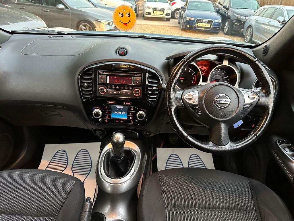 Nissan Juke  White #9