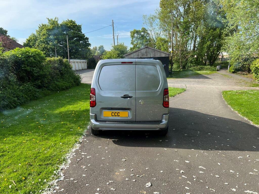 Vauxhall Combo 2000 1.5 100Ps L1h1 Sportive Grey #4