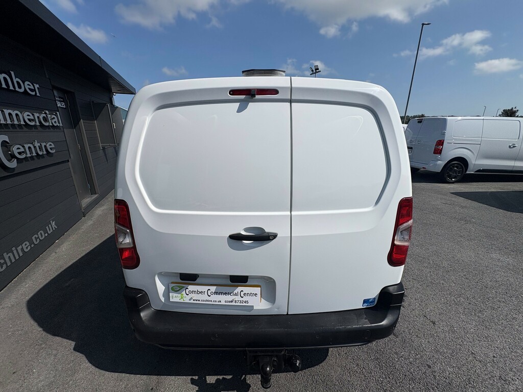 Vauxhall Combo 2300 1.5 100Ps H1l2 Dynamic  White #5